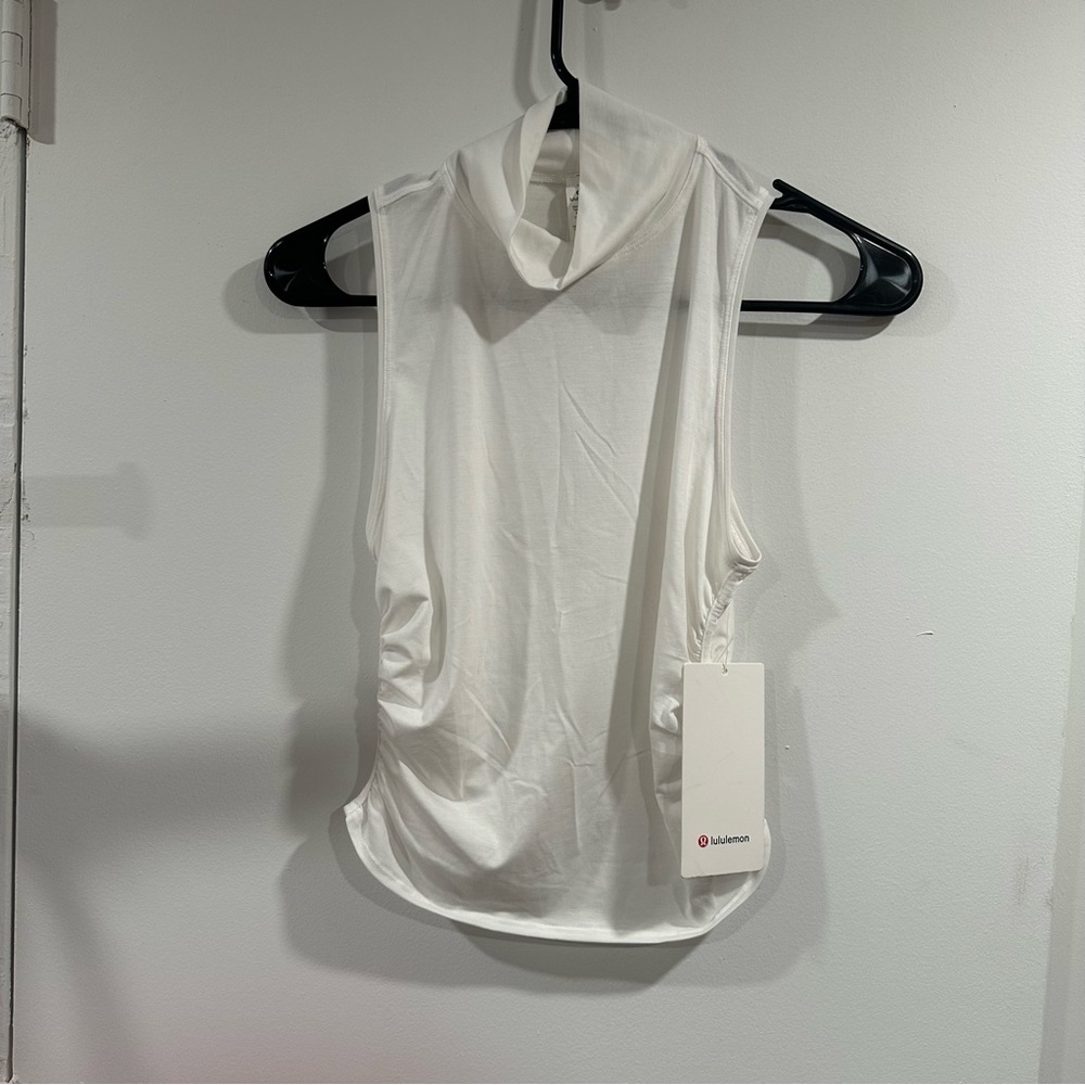 LULULEMON BRAND NEW WITH TAGS!!WHITE TURTLENECK TANK TOP SIZE SMALL NWT! #113